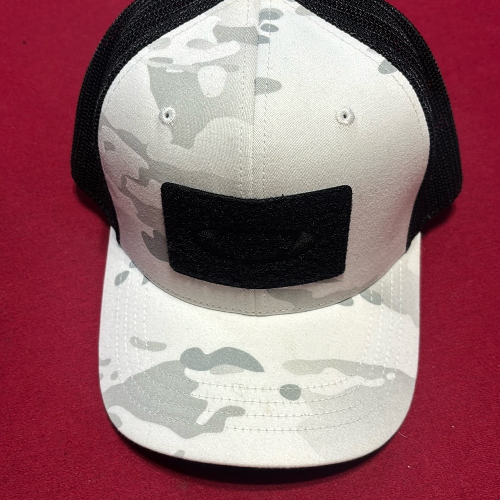 Oakley SnapBack hat